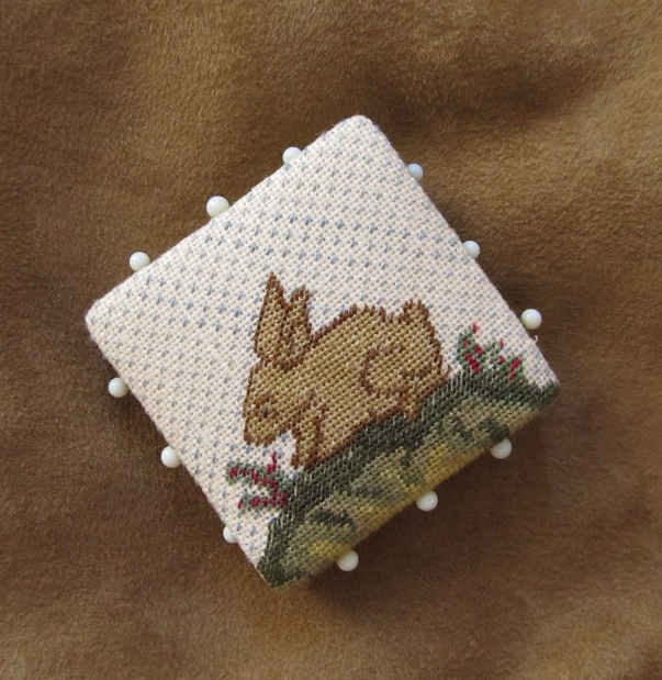rabbit pin keepe